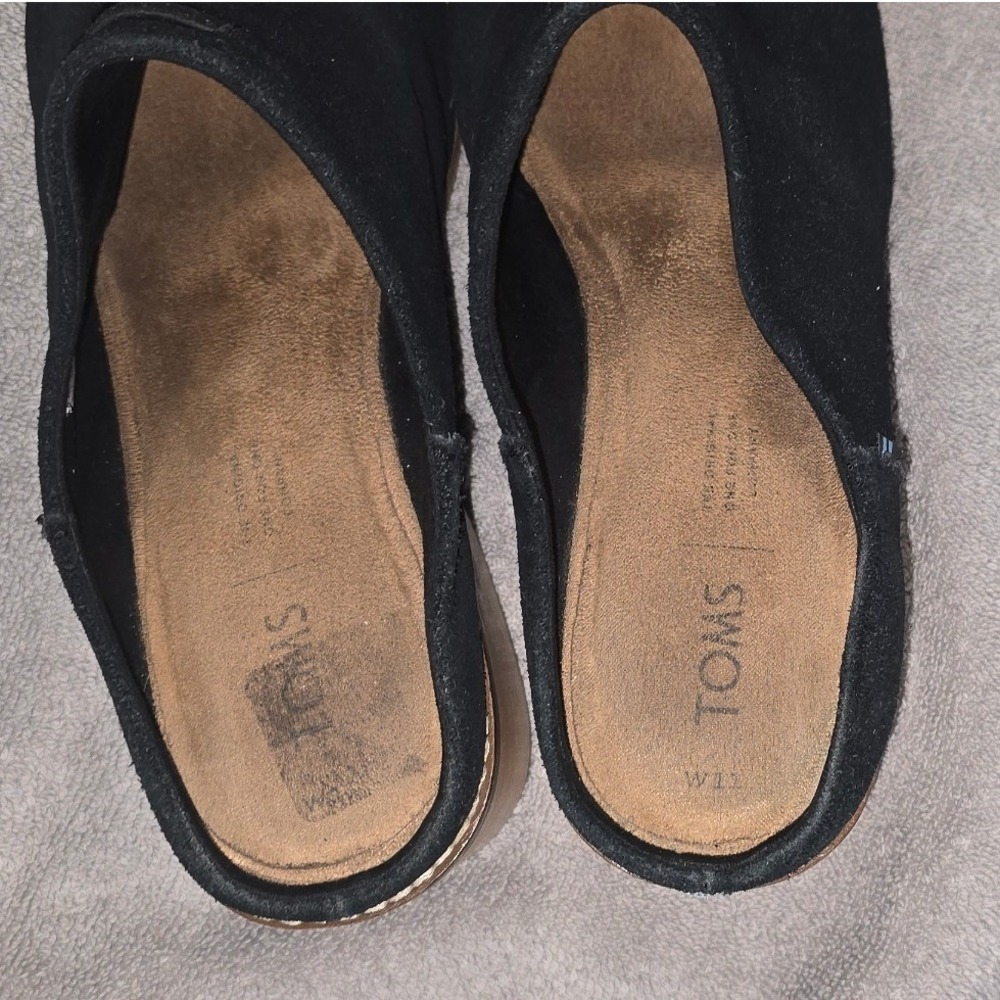 TOMS Kelsey Black Suede Block Heel Mules Round Toe Slip On Clogs Women Shoes 11 - Picture 6 of 9